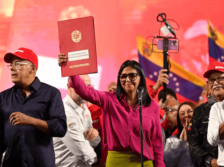 Venezuela aprueba reforma de la Ley de Hidrocarburos