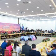 Armenta plantea corresponsabilidad entre gobierno y medios para fortalecer democracia y seguridad en Puebla