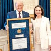 Machado convierte su Nobel en mensaje político: el gesto simbólico hacia Trump que sacude el tablero venezolano