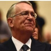 Cuenta regresiva fiscal: el SAT endurece el cerco contra Grupo Salinas