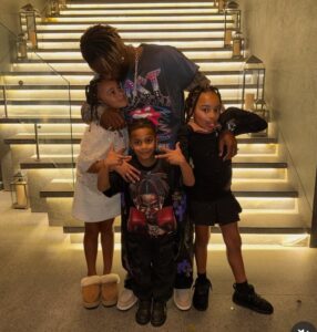 El caso de Allan Saint-Maximin reaviva la discusión sobre el racismo en la Liga MX, un problema que sigue presente en los estadios y fuera de las canchas.