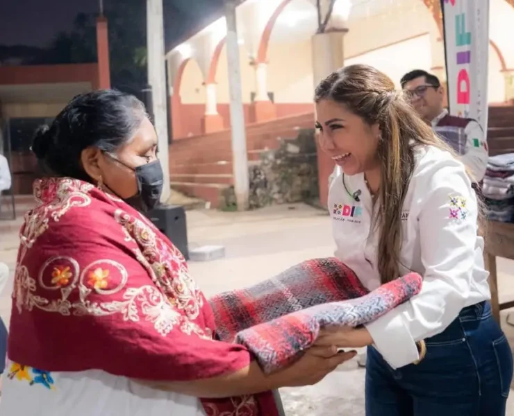 1600 cobertores en comunidades del interior del Estado refuerzan la protección social