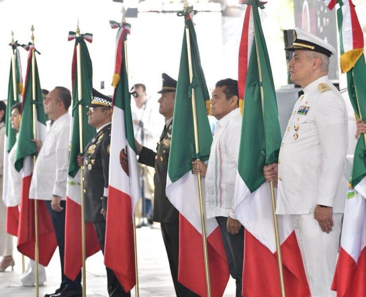 Conmemoran el 205 aniversario del Día de la Bandera en Tabasco