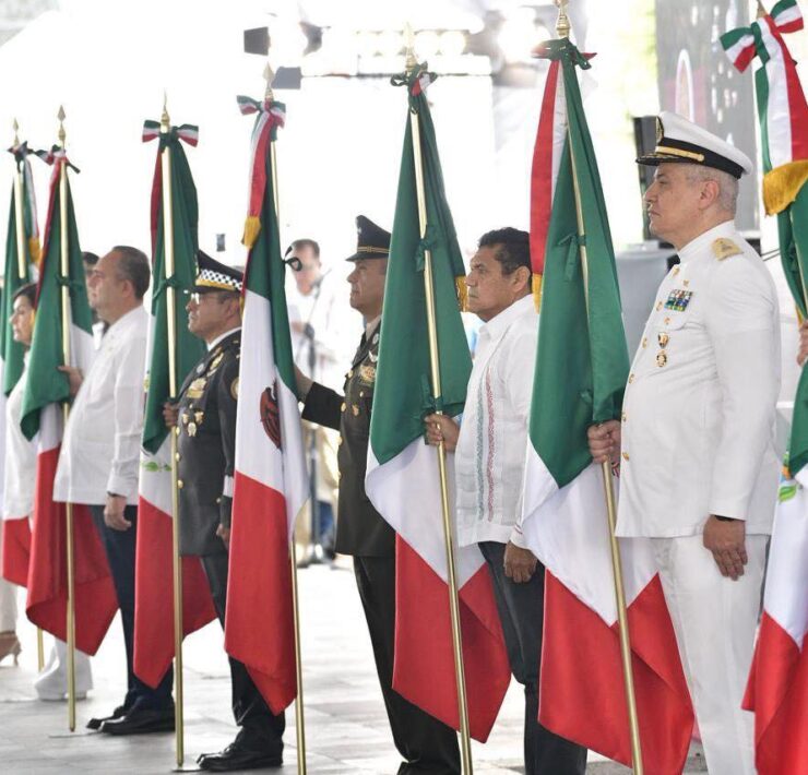 Conmemoran el 205 aniversario del Día de la Bandera en Tabasco
