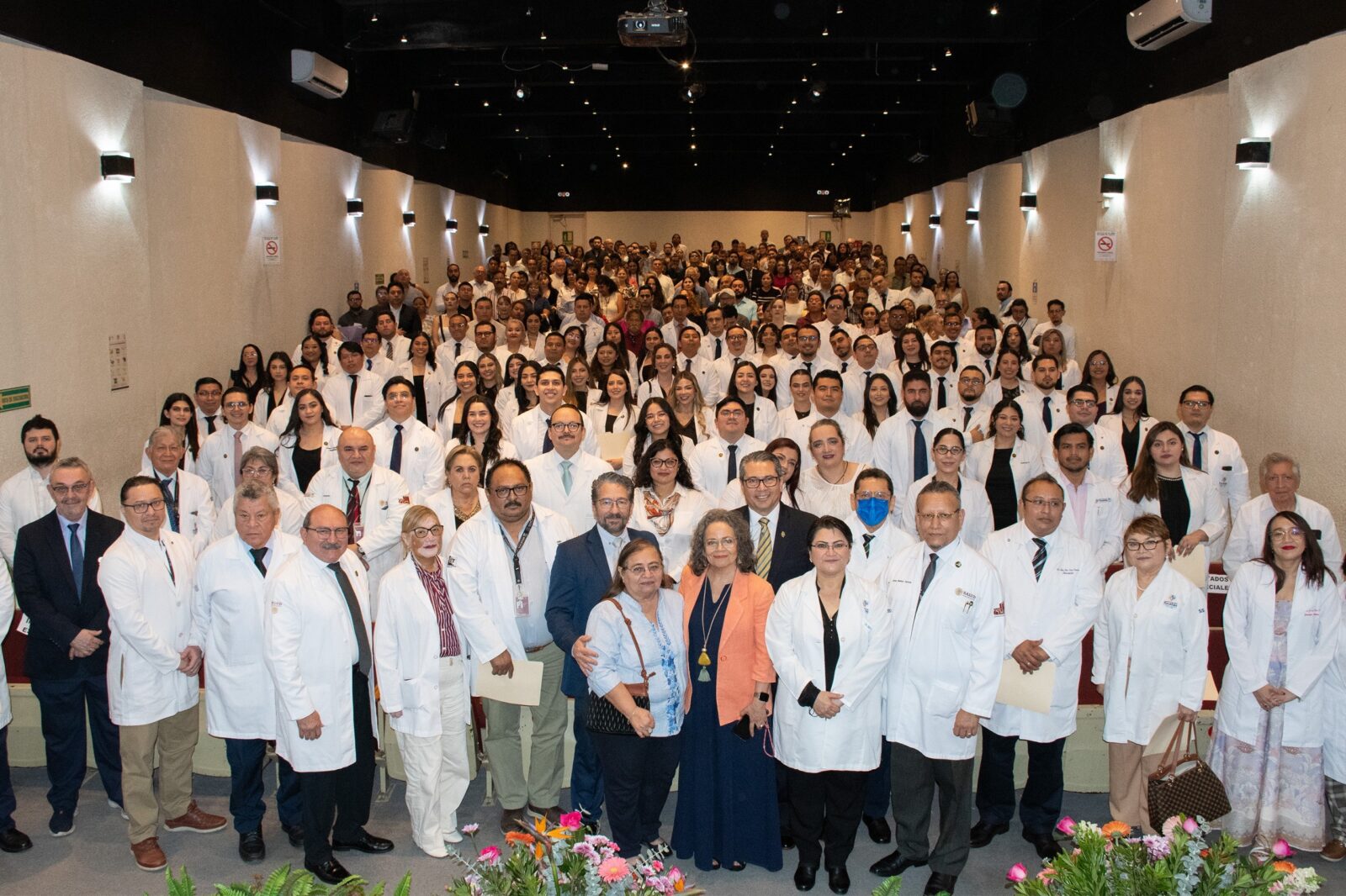 Especialistas Listos: 72 Médicos culminan residencia en el Hospital General “Dr. Agustín O’Horán”