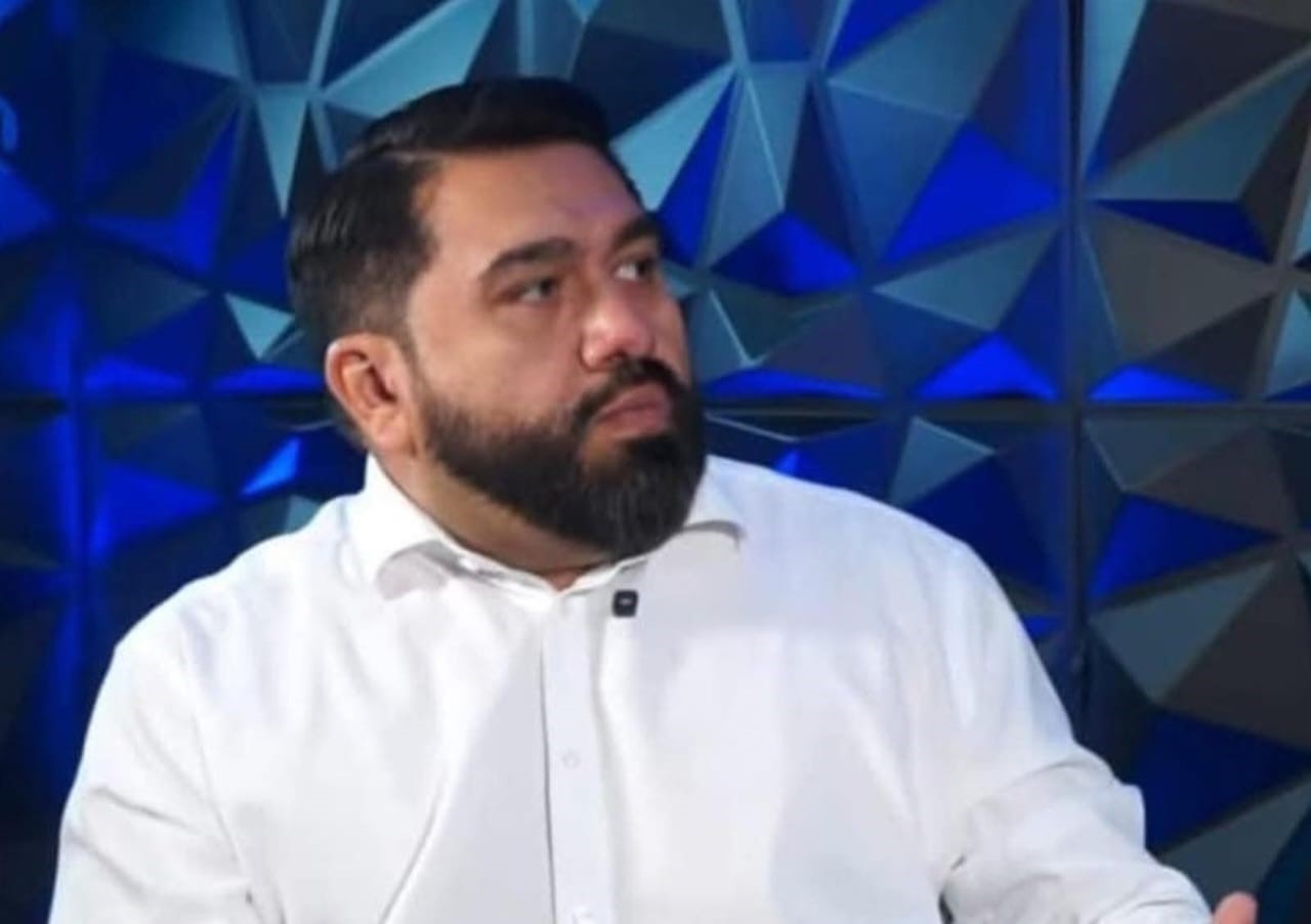 Alerta Secretaría de Administración y Finanzas por usurpación de identidad del titular de la dependencia