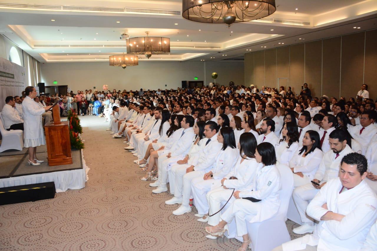 Autoridades respaldan la formación médica especializada