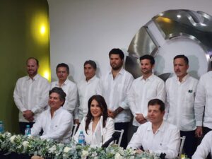 Directivos y miembros de CANACINTRA Yucatán durante la sesión de actualización de la Agenda Estratégica, destacando la participación del talento local.