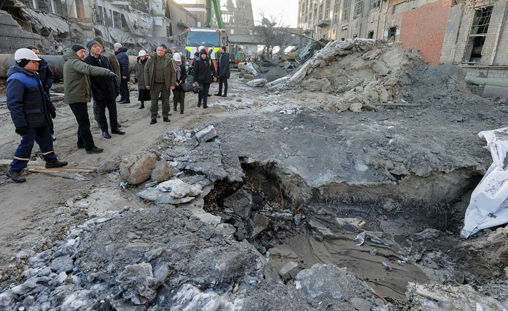 Visita de la OTAN y mensaje político