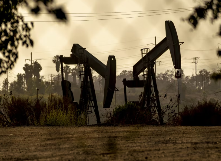 EEUU alista permiso para que empresas puedan extraer petróleo de Venezuela