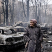 El Papa habla del futuro de la humanidad y dice que hay que dejar las estrategias militares