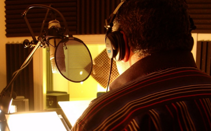 Actores de voz boicotean Netflix por usar la IA