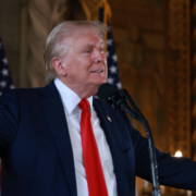 Congresistas de EEUU exigen el fin de la doctrina Monroe