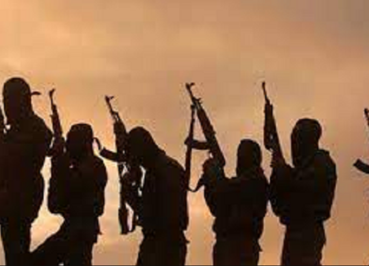 Grupo armado ataca 3 aldeas en Nigeria dejando un enorme saldo de muertos