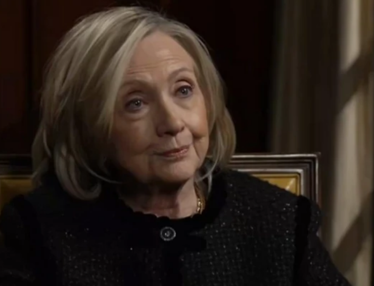 Hillary Clinton acusa a Trump de ocultar información sobre los archivos de Epstein