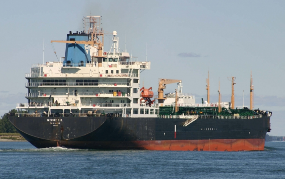 El petrolero Nicos I.V. llega a Cuba