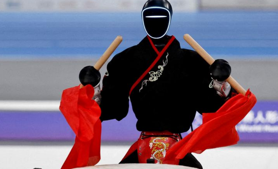 China sigue mostrando robots humanoides, dando un vistazo al futuro