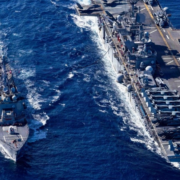 EEUU despliega gran fuerza naval y aérea en Medio Oriente