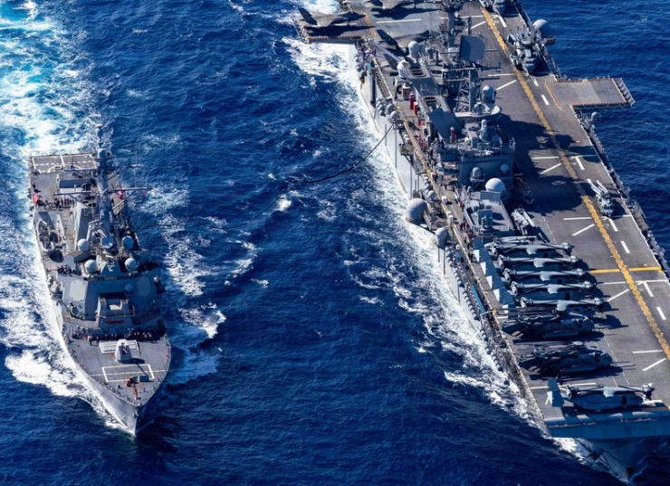 EEUU despliega gran fuerza naval y aérea en Medio Oriente