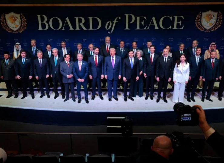 Trump hace grandes promesas en su primera Junta de Paz