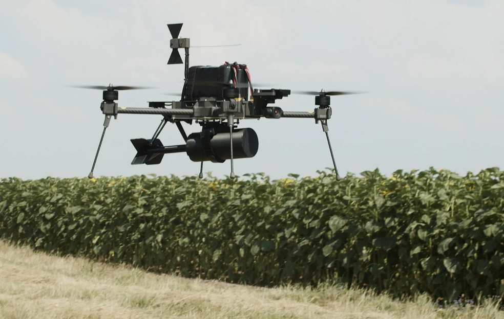 Producción de drones Zoom y Linza con estándares OTAN