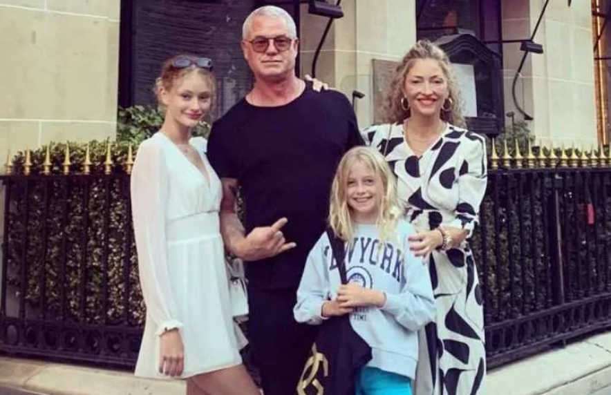 Esposa de Eric Dane preparó a sus hijas antes de la muerte del actor