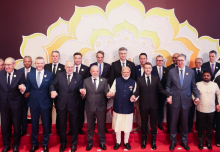 86 países firman el mayor acuerdo de la historia sobre IA