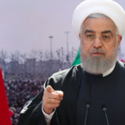 Irán trata de frenar las protestas de los Universitarios contra el régimen