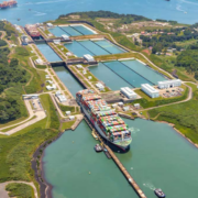 China pierde el control del Canal de Panamá por orden presidencial