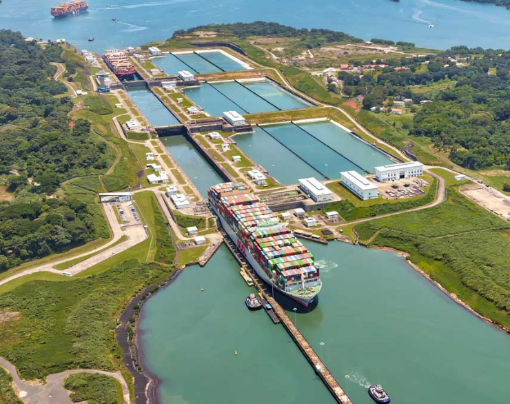 China pierde el control del Canal de Panamá por orden presidencial