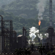 EEUU abre la puerta a la venta de petróleo venezolano