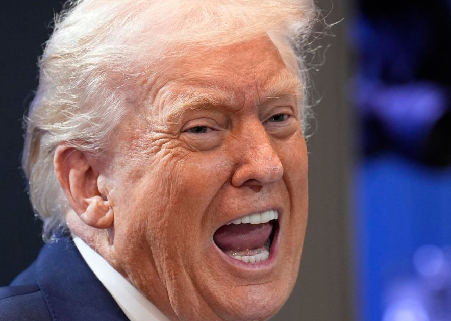 Trump tacha a los demócratas como villanos en plena campaña