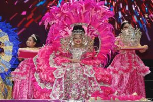 Maryelli I luce radiante tras ser coronada como Reina Infantil del Carnaval 2026, protagonizando una noche histórica en la que Veracruz se llenó de magia y tradición.