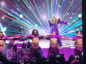 Yuri encendió el escenario del Carnaval de Mérida 2026 ante más de 12 mil asistentes, consolidándose como la Reina del Espectáculo en una noche inolvidable.