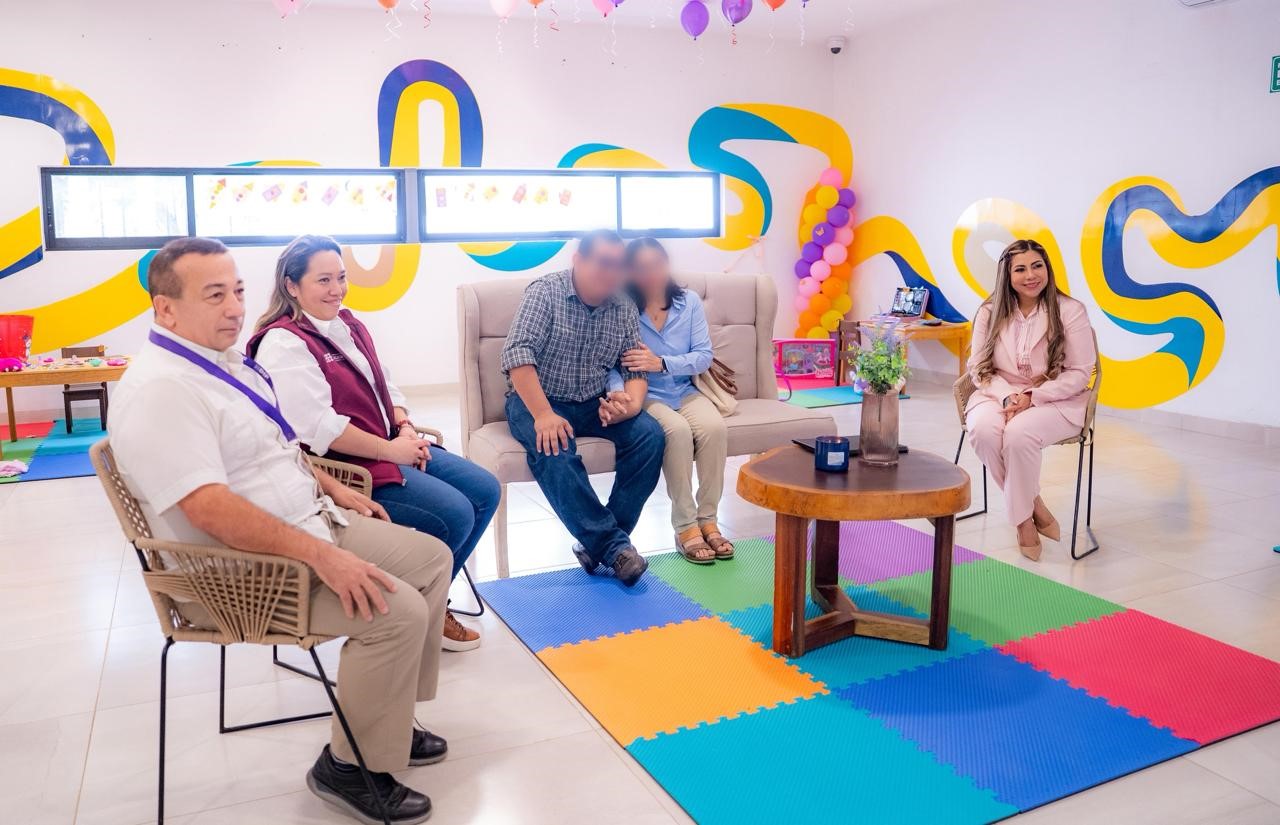 Cuatro parejas abren su corazón y transforman vidas mediante adopción