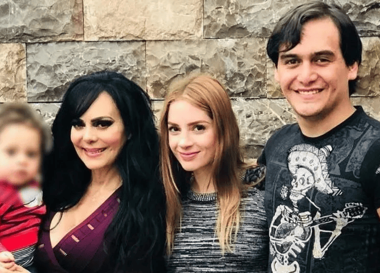 Difunden presuntos videos donde Imelda Tuñón