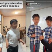 El emotivo momento de Carlos Rivera con gemelos invidentes