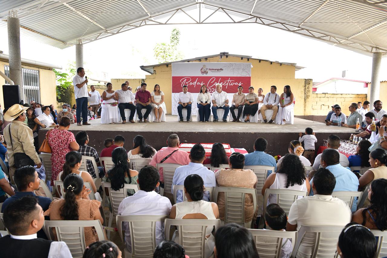 En pleno Día del Amor y la Amistad unas 45 parejas se casaron