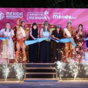 Espectáculo inaugural 40 mil asistentes abarrotan el Corso en Circo Carnaval