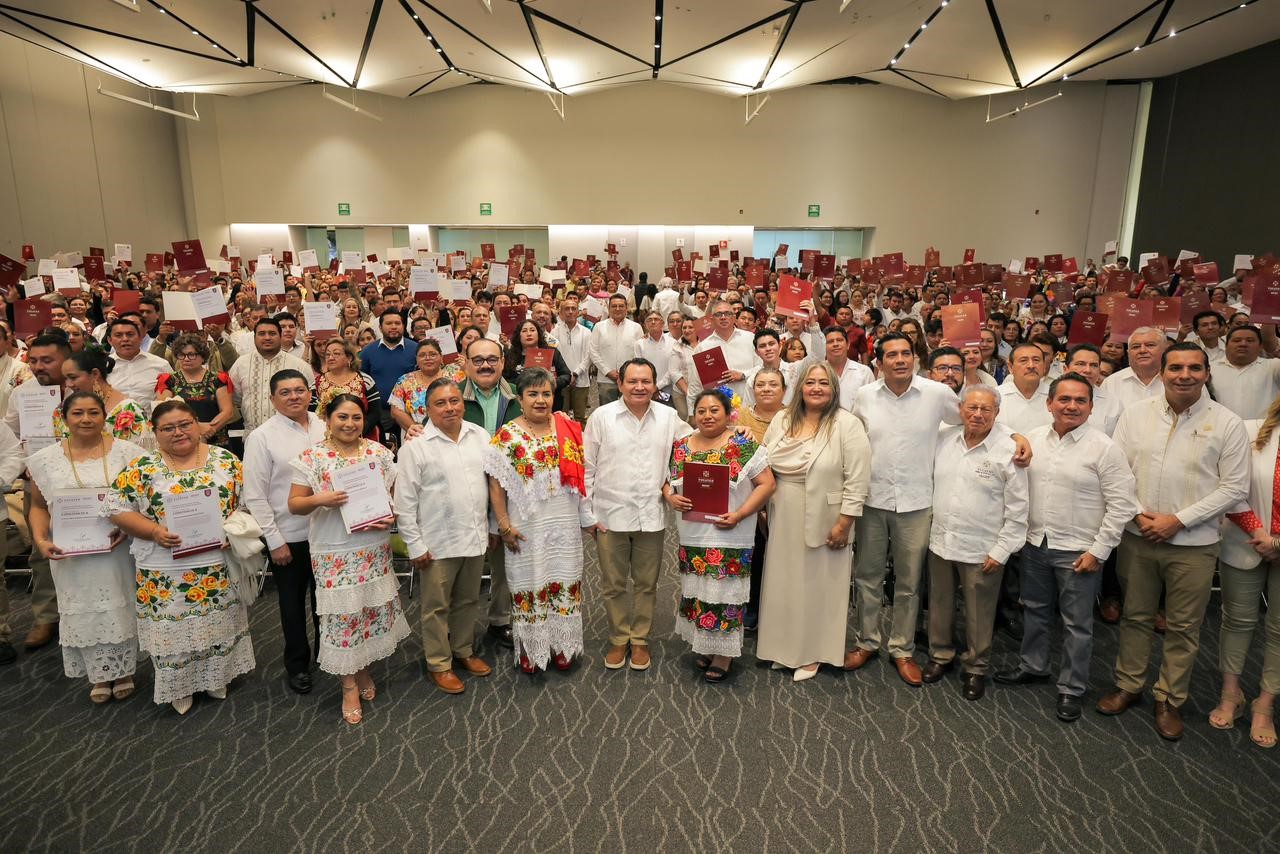 Gobernador Joaquín Díaz Mena cumple con justicia laboral al magisterio