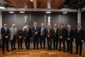 El mandatario estatal sostuvo una reunión de trabajo con el secretario de Economía del Gobierno de México, Marcelo Ebrard Casaubon
