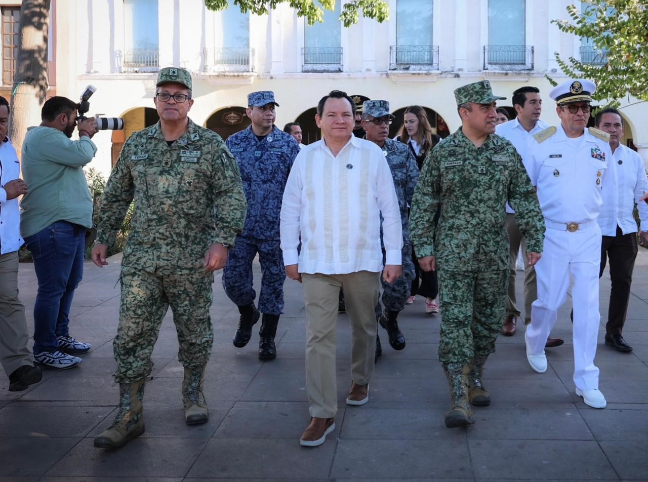 Gobierno de Yucatán honra al Ejército y Fuerza Aérea Mexicana