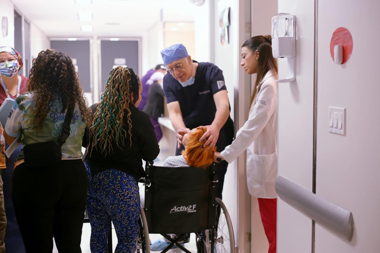 Sonrisas transformadas: Jornada Gratuita “Dibujando Sonrisas” cambia vidas de familias yucatecas