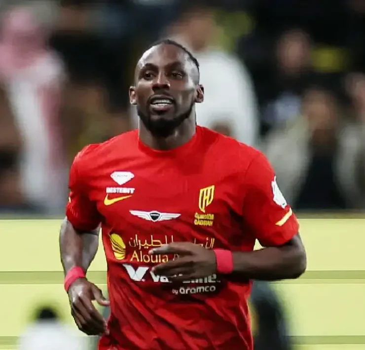 Julián Quiñones sigue rompiendo redes imparable