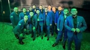 Junior Klan pondrá a bailar en el Centro de Espectáculos Montejo con su energía tropical, haciendo que el público bailara hasta que el cuerpo aguantó en el Domingo de Bachata en Circo Carnaval.