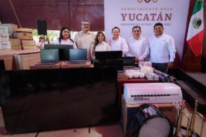 Más de 27 mil estudiantes del Cobay reciben nuevo equipamiento escolar