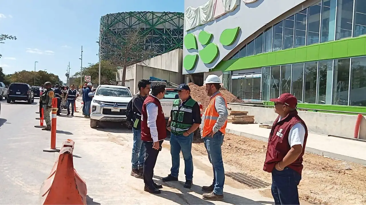 Movilización de cuerpos de emergencia por fuga de gas en el norte de Mérida