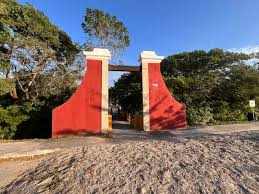 Naturaleza, tranquilidad y el escenario perfecto para un pícnic romántico: así se vive el atardecer en el Parque Hundido de Brisas.