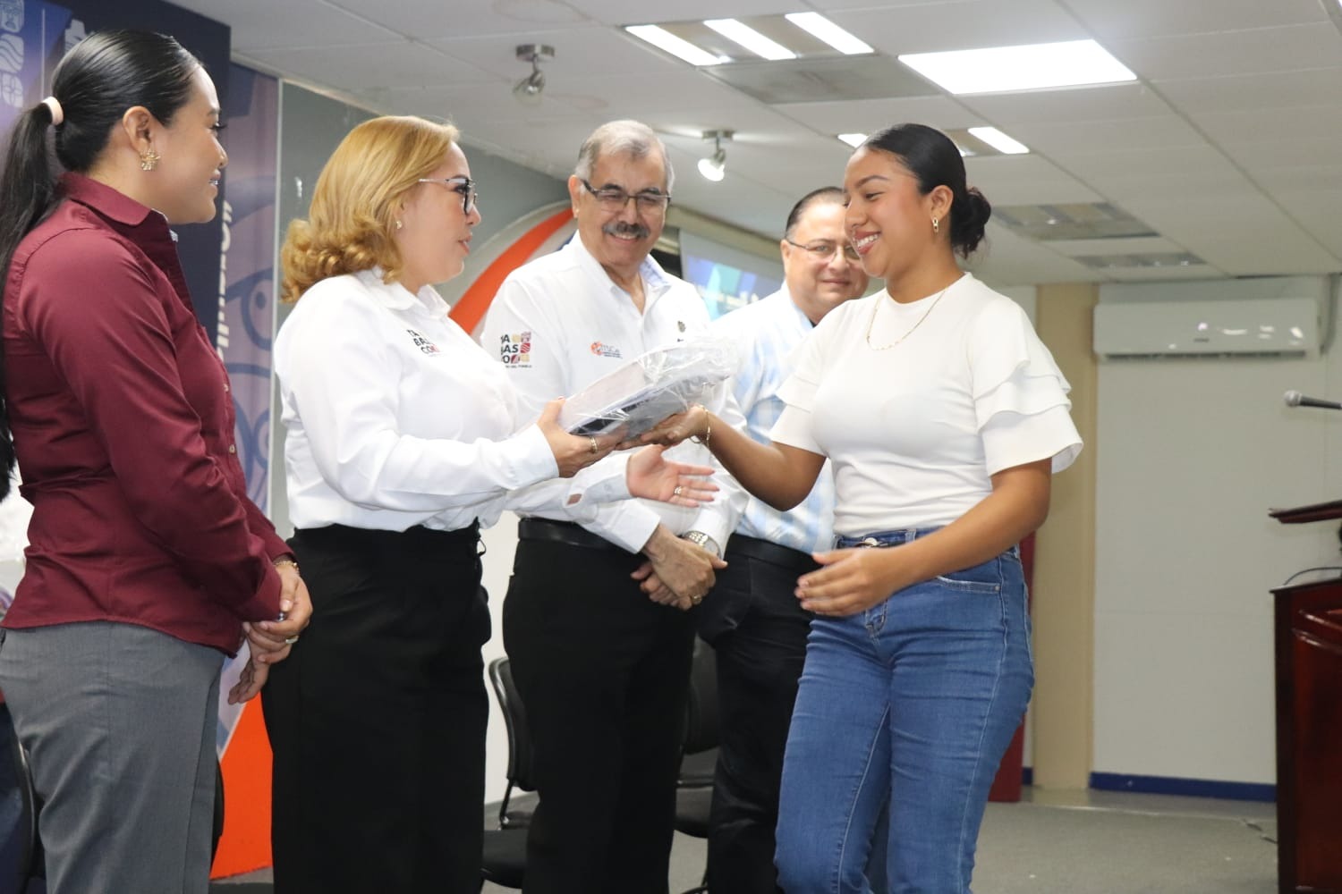 Programa AlfabetizaTec inicia en Tecnológico de Centla