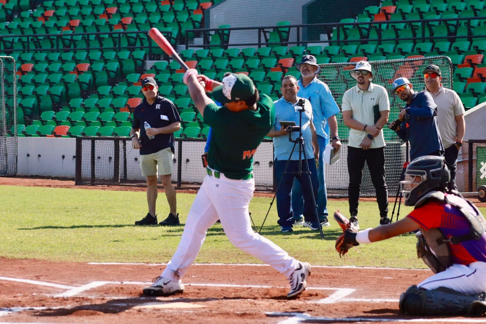 Prospectos Melenudos deslumbran scouts de Grandes Ligas en Kukulcán